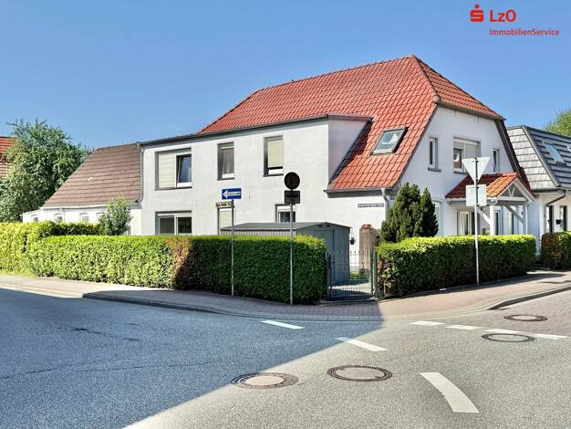 Wohnung zum Kauf 89.000 € 5 Zimmer 111,9 m² Brake Brake 26919