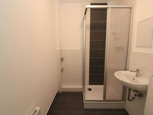 Wohnung zur Miete 479 € 3 Zimmer 68,3 m² 4. Geschoss Friedeburger Straße 58 Freiberg Freiberg 09599