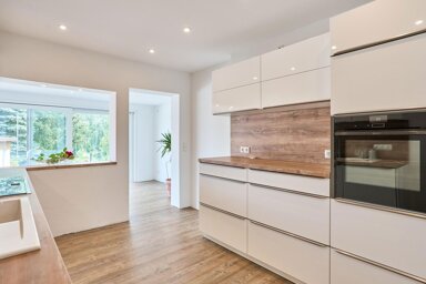 Einfamilienhaus zum Kauf provisionsfrei 329.000 € 6 Zimmer 236,5 m² 2.168 m² Grundstück Dorf Mecklenburg Dorf Mecklenburg 23972