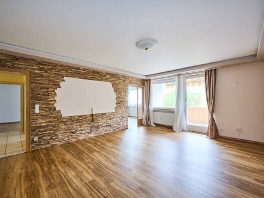 Wohnung zum Kauf 239.000 € 3 Zimmer 87,8 m² 3. Geschoss Straubing Straubing 94315