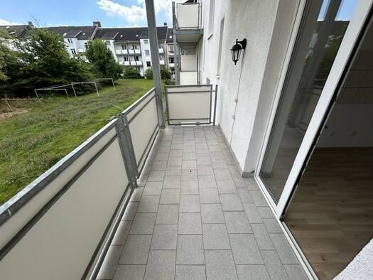 Wohnung zur Miete 290 € 2 Zimmer 58 m² 1. Geschoss Kreherstraße 27 Gablenz Gablenz 09126