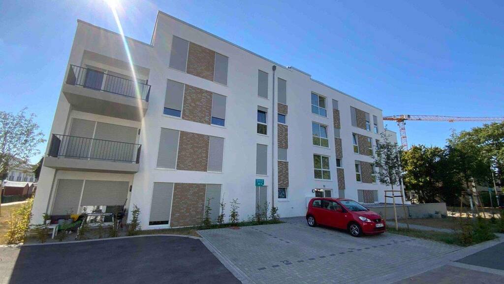 Wohnung zur Miete 985 € 2 Zimmer 83,8 m² EG frei ab 01.05.2026 Pappelweg 11 Hanau 63452