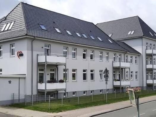 Wohnung zur Miete 892 € 2 Zimmer 61,5 m² EG Neumühler Straße 12 Neumühle Schwerin 19057