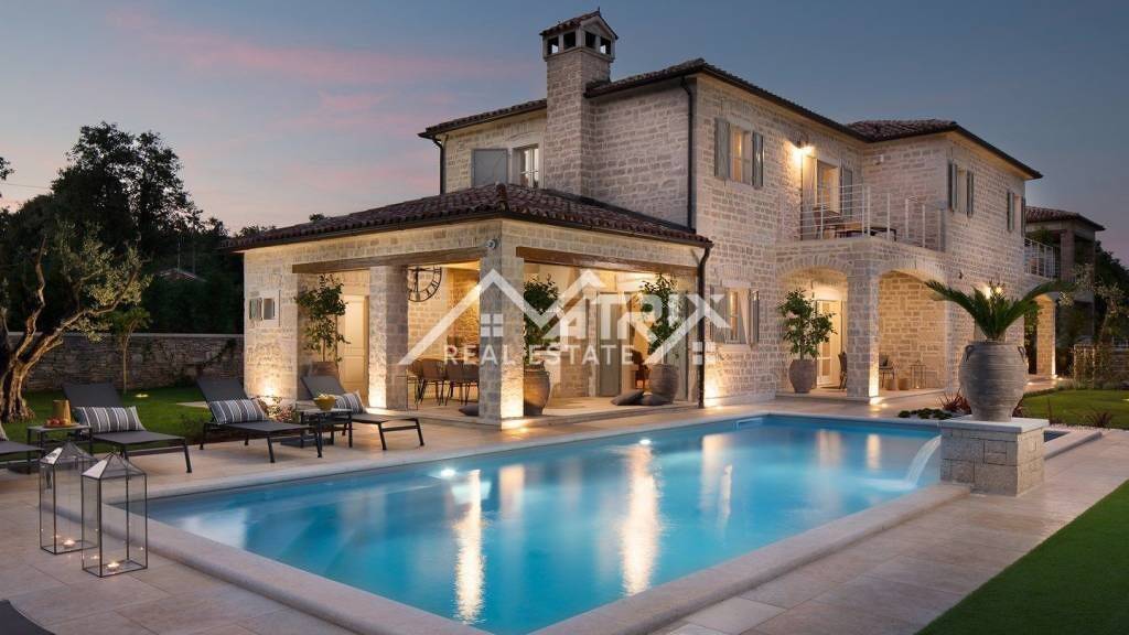 Haus zum Kauf 1.120.000 € 6 Zimmer 359 m² Porec Luka