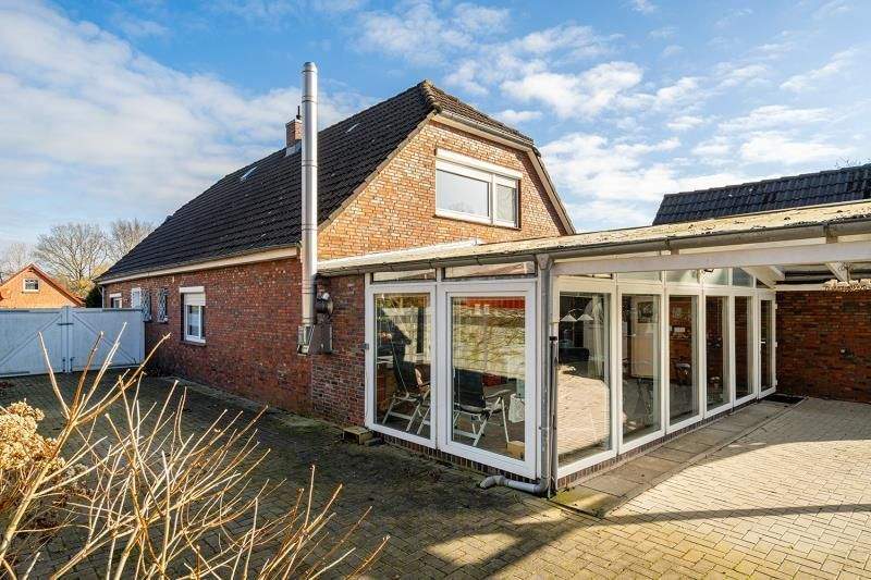 Immobilie in Westerholt - Westerholt: Großzügiges Wohnhaus mit Garage und großem Grundstück in Nenndorf! - Bild 1