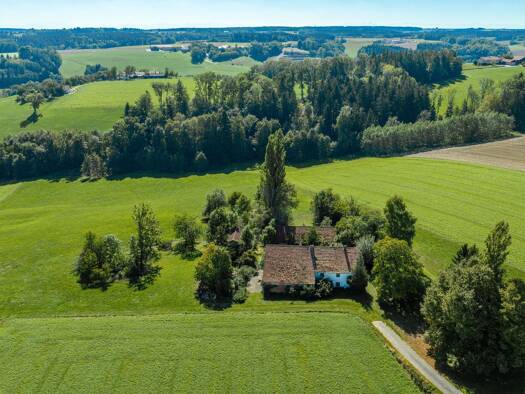 Bauernhaus zum Kauf 820.000 € 120 m² 10.000 m² Grundstück frei ab sofort Grün Dorfen 84405