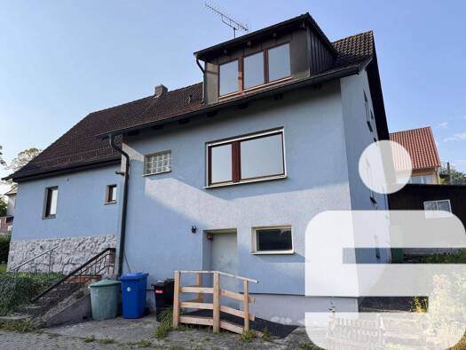Mehrfamilienhaus zum Kauf 295.000 € 8 Zimmer 182,6 m² 731 m² Grundstück Parsberg Parsberg 92331