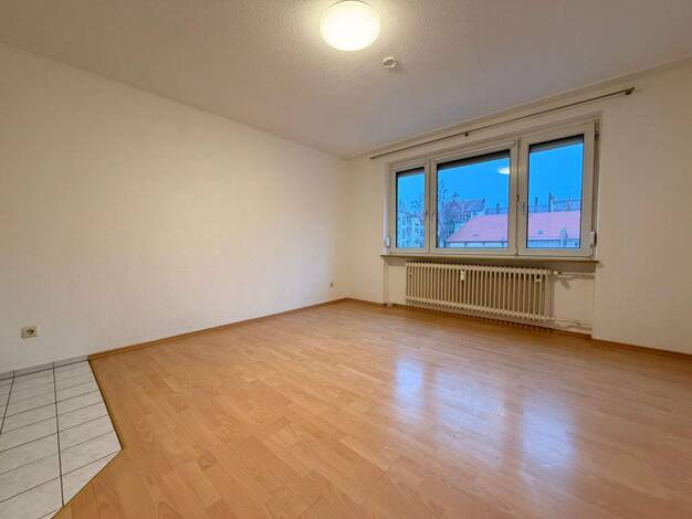 Wohnung zur Miete 465 € 1 Zimmer 28 m² 2. Geschoss frei ab sofort Anne-Frank-Straße 45 Lichtenhof Nürnberg 90459