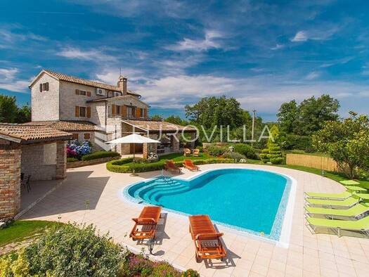 Haus zum Kauf 1.690.000 € 5 Zimmer 355 m² Butori Višnjan