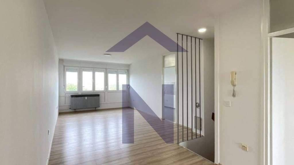 Büro zur Miete 650 € 3 Zimmer Dugave