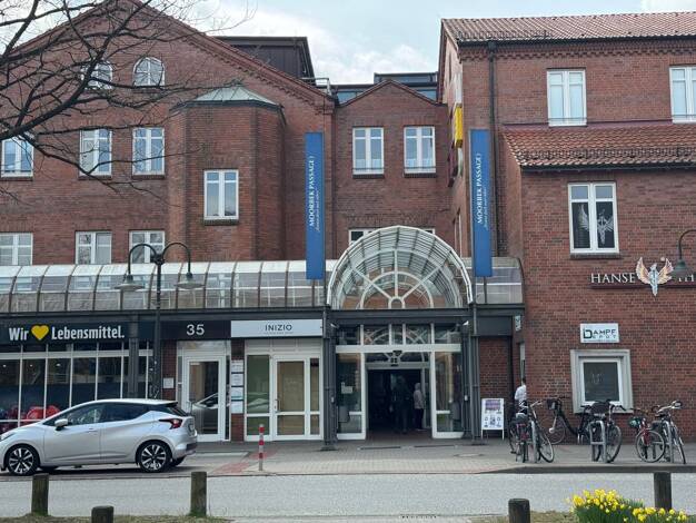 Studio zur Miete 665 € 1 Zimmer 41,7 m² Rathausallee 35 Garstedt Norderstedt 22846