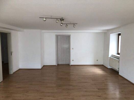 Wohnung zur Miete 420 € 3 Zimmer 92 m² 2. Geschoss Innere-Zittauer-Straße 10 Löbau 02708