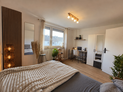 WG-Zimmer zur Miete 475 € 15 m² Geschoss 2/3 frei ab 01.09.2026 Ost Ludwigsburg 71638