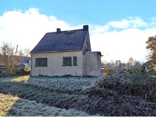 Einfamilienhaus zum Kauf 115.000 € 5 Zimmer 122 m² 3.187 m² Grundstück Gröbzig 06388