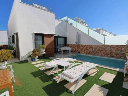 Haus zum Kauf 295.000 € 71 m² 157 m² Grundstück La Roda 30739