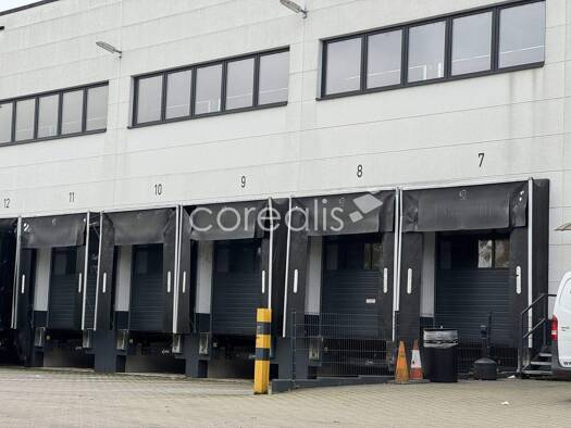 Lagerhalle zur Miete provisionsfrei 16.000 m² Lagerfläche teilbar ab 7.000 m² Bergeborbeck Essen 45356