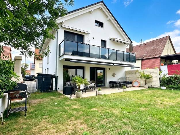 Einfamilienhaus zum Kauf 925.000 € 7 Zimmer 210 m² 320 m² Grundstück Frankenbach Heilbronn 74078