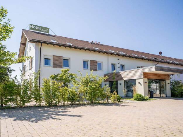 Studio zur Miete 700 € 1 Zimmer 40 m² Mertingen 86690