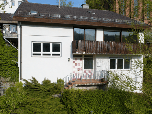 Einfamilienhaus zum Kauf 400.000 € 6,5 Zimmer 185 m² 850 m² Grundstück frei ab sofort Unterbergstraße 76 Horgen Zimmern ob Rottweil 78658
