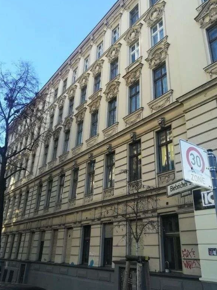 Wohnung zum Kauf 285.600 € 3 Zimmer 77 m²<br/>Wohnfläche 1.<br/>Geschoss Hermannstraße 232 Neukölln Berlin 12049