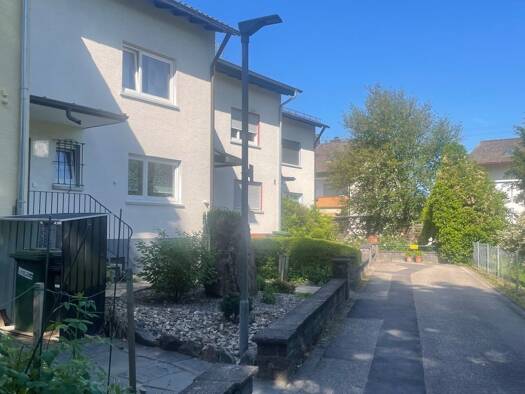 Reihenmittelhaus zum Kauf provisionsfrei 650.000 € 6 Zimmer 140 m² 294 m² Grundstück Emmendingen 79312