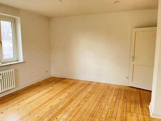 WG-Zimmer zur Miete 479 € 2 Zimmer 46 m² 1. Geschoss frei ab 01.05.2026 Hertzstraße 22 Neumühlen-Dietrichsdorf Kiel 24149