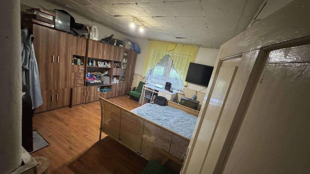 Einfamilienhaus zum Kauf 19.500 € 2,5 Zimmer 90 m² 3.229 m² Grundstück Petrivente 8866