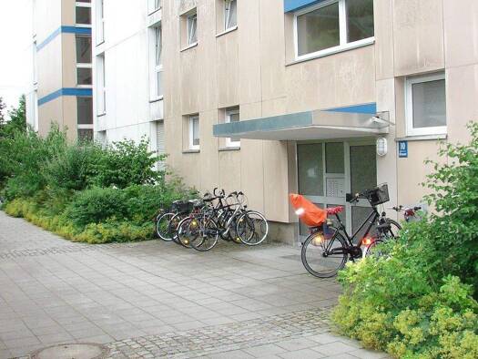 Wohnung zur Miete 854 € 2 Zimmer 54 m² EG frei ab sofort Silvanastraße 10 Bogenhausen München 81927