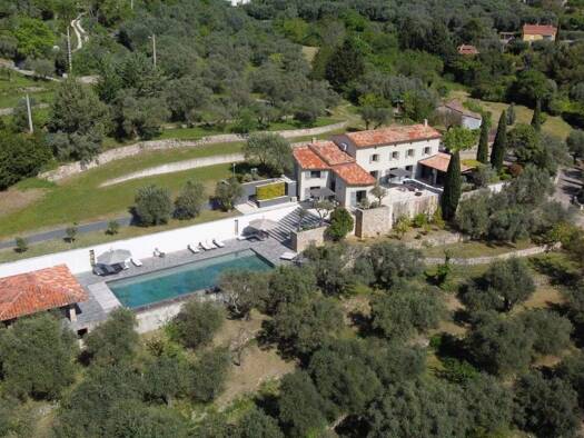 Einfamilienhaus zum Kauf 4.150.000 € 7 Zimmer 320 m² 26.190 m² Grundstück Tourrettes 83440