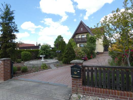 Einfamilienhaus zum Kauf 265.000 € 5 Zimmer 201,2 m² 4.707 m² Grundstück Grenzweg 5 Hohenleipisch Hohenleipisch 04934