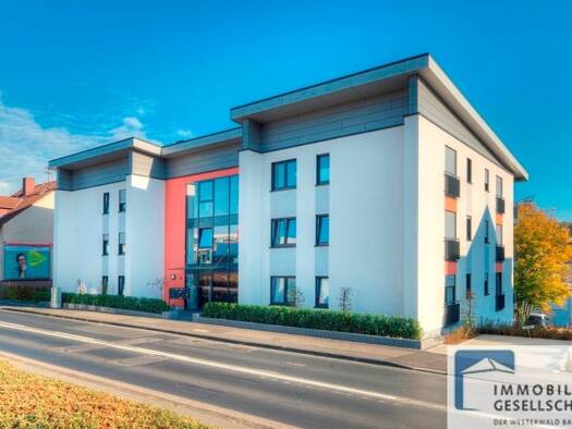 Wohnung zur Miete 990 € 3 Zimmer 94 m² frei ab 15.09.2026 Leuzbach Altenkirchen (Westerwald) 57610