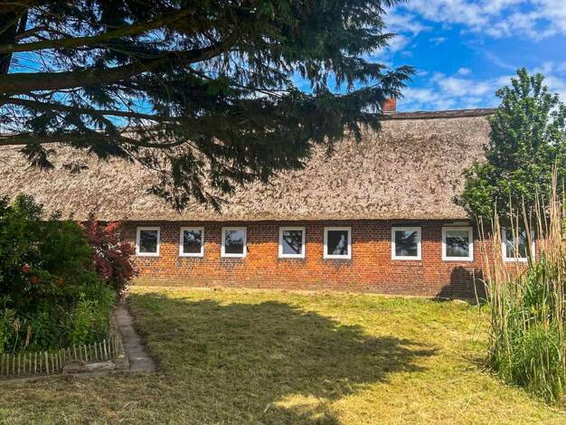 Sonstiges zum Kauf als Kapitalanlage geeignet 140.000 € 5 Zimmer 117,1 m² 3.013 m² Grundstück Almdorf 25821