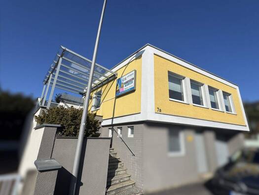 Bürofläche zur Miete provisionsfrei 670 € 2,5 Zimmer 60 m² Bürofläche Amberg 92224