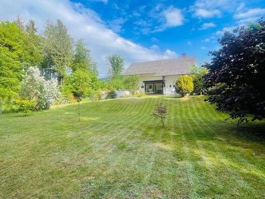 Einfamilienhaus zur Miete 2.350 € 5 Zimmer 160 m² 1.100 m² Grundstück frei ab sofort St. Ingbert Sankt Ingbert 66386