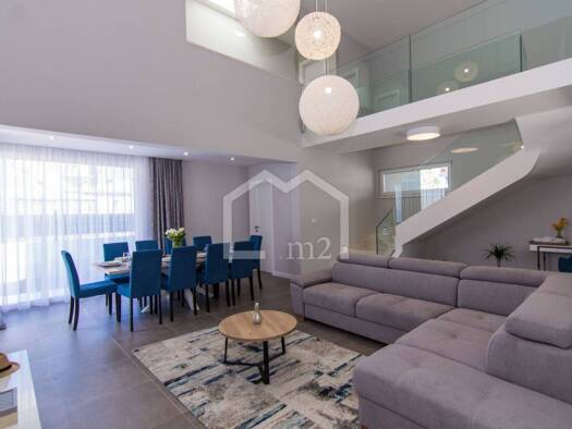 Einfamilienhaus zum Kauf 1.830.000 € 10 Zimmer 300 m² Kaštel Kambelovac, Kaštela Kaštel Sućurac 21212