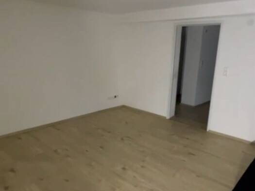 Wohnung zur Miete 400 € 1 Zimmer 33,2 m² UG frei ab sofort Südweststadt Offenburg 77656