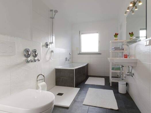 Wohnung zur Miete 750 € 3 Zimmer 86 m² 2. Geschoss frei ab 01.03.2026 Am Schönental 1 Malstatt Saarbrücken 66113