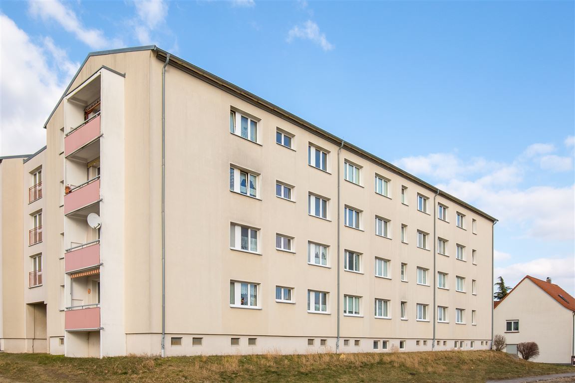 Wohnung zur Miete 332 € 3 Zimmer 58,3 m²<br/>Wohnfläche 2.<br/>Geschoss Cottbuser Straße 37 Lauchhammer - Mitte Lauchhammer 01979