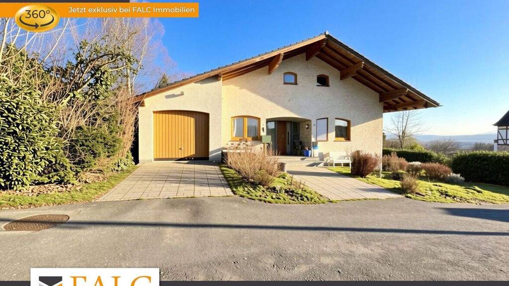 Exklusives Landhaus mit unvergleichlichem Ausblick und großem Grundstück