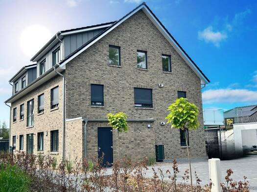Wohnung zur Miete 840 € 3 Zimmer 78 m² 2. Geschoss frei ab 30.11.2026 Lemwerder Lemwerder 27809