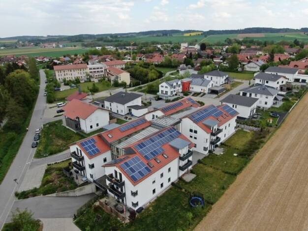 Wohnung zur Miete 775 € 3 Zimmer 86,5 m² Dr.-Karl-Kötzner-Str. 7 Leiblfing Leiblfing 94339