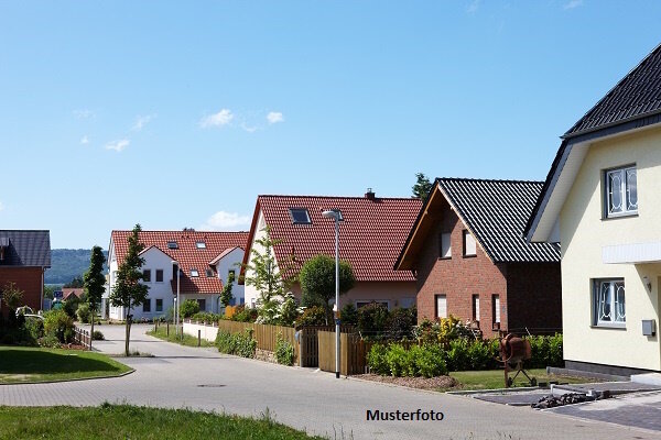 Einfamilienhaus zum Kauf 454.000 € 5 Zimmer 168 m²<br/>Wohnfläche 793 m²<br/>Grundstück Kleinlangheim Kleinlangheim 97355