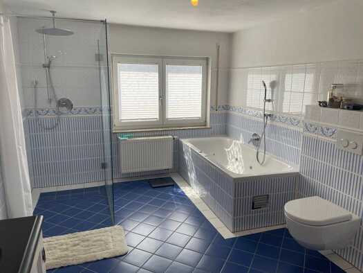 Doppelhaushälfte zum Kauf provisionsfrei 458.000 € 5 Zimmer 130 m² 718 m² Grundstück Weißenburg Weißenburg i. Bay. 91781