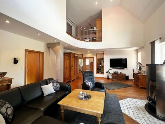 Einfamilienhaus zur Miete 2.700 € 10 Zimmer 300 m² 3.167,1 m² Grundstück Velen 46342