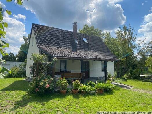 Einfamilienhaus zum Kauf 200.000 € 3 Zimmer 70 m² 1.164 m² Grundstück Königsbrück 01936