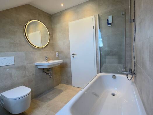 Wohnung zur Miete 750 € 2 Zimmer 48 m² Geschoss 3/3 frei ab 01.12.2026 Bischofsheim 65474