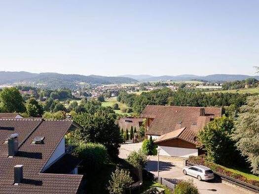 Einfamilienhaus zum Kauf 325.000 € 7 Zimmer 298 m² 1.438 m² Grundstück Kötzting Bad Kötzting 93444