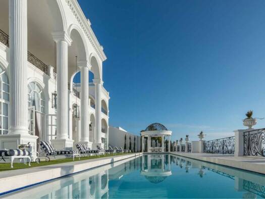 Schloss zum Kauf 30.000.000 $ 12 Zimmer 3.133 m² 1.751 m² Grundstück Kapstadt, Camps Bay