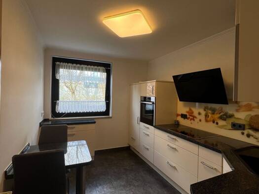 Wohnung zur Miete 900 € 3 Zimmer 82 m² Geschoss EG/3 frei ab sofort Empelde Ronnenberg 30952