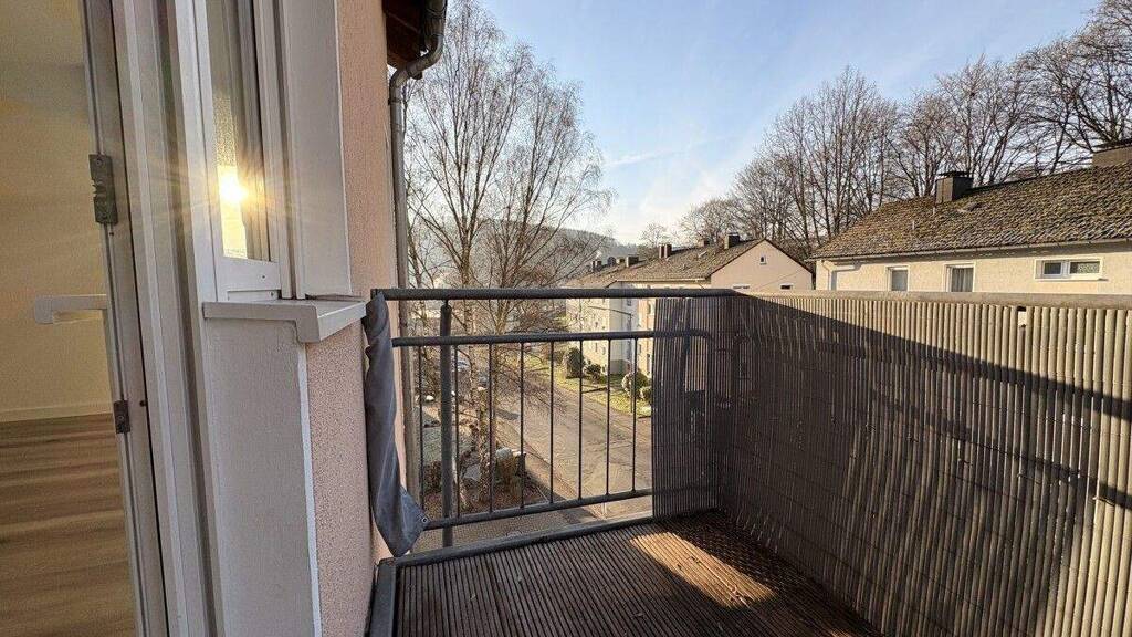 Wohnung zur Miete 720 € 2 Zimmer 72 m² 1. Geschoss frei ab sofort Heinrich-Schütz-Str. 10 Niederschelden Siegen / Eiserfeld 57080